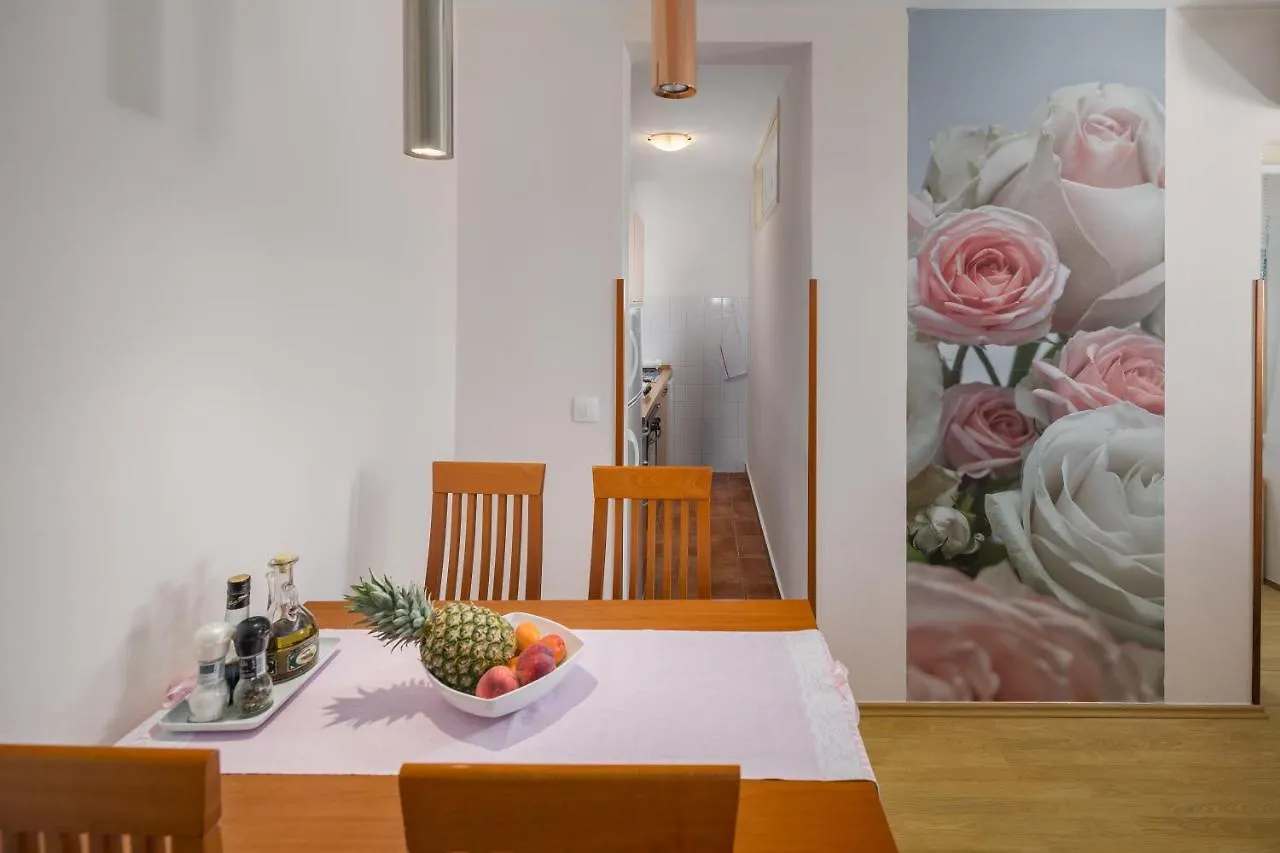 Kukci Apartment
